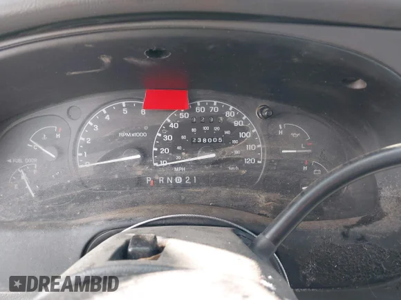 ✅ 2000 Ford Ranger XLT • VIN: 1FTZR15X9YTB27915 • Lot: 43655552. Listed on IAAI with 238,005 mi. Free auction sales archive from the USA and detailed vehicle history report at DreamBid. Image 7.