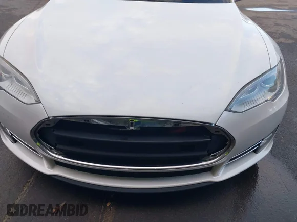 ✅ 2013 Tesla Model S • VIN: 5YJSA1CN7DFP04531 • Лот: 43944752. Опубліковано раніше на IAAI з пробігом 150 569 миль. Безкоштовний доступ до архіву аукціонних продажів зі США та докладний звіт про історію автомобіля на DreamBid. Зображення 6.