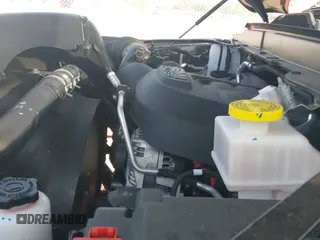 ✅ 2025 Ram 2500 Tradesman • VIN: 3C6UR5CJ0SG568957 • Lot: 43212543. Listed on IAAI with 2,774 mi. Free auction sales archive from the USA and detailed vehicle history report at DreamBid. Image 21.