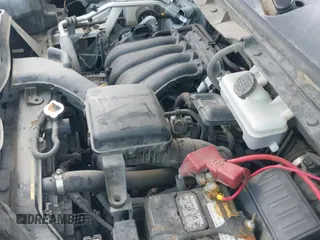 ✅ 2017 Nissan NV200 S • VIN: 3N6CM0KN1HK703330 • Лот: 42606012. Опубликован ранее на IAAI с пробегом 215 685 миль. Бесплатный доступ к архиву аукционных продаж из США и подробный отчёт об истории автомобиля на DreamBid. Изображение 19.