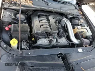 ✅ 2010 Dodge Challenger SE • VIN: 2B3CJ4DV9AH139582 • Lot: 85095374. Wystawiony na Copart z przebiegiem 119 754 mil. Bezpłatny archiwum sprzedaży aukcyjnych z USA i szczegółowy raport historii pojazdu na DreamBid. Zdjęcie 13.