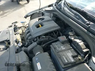 ✅ 2017 Hyundai Elantra Limited • VIN: 5NPD84LF4HH059651 • Lot: 41801071. Listed on IAAI with 126,589 mi. Free auction sales archive from the USA and detailed vehicle history report at DreamBid. Image 20.