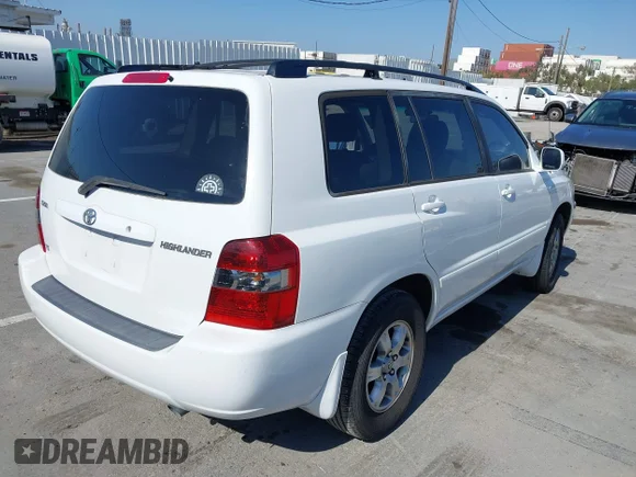 ✅ 2004 Toyota Highlander • VIN: JTEGP21A040004659 • Lot: 45113496. Listed on IAAI with 105,920 mi. Free auction sales archive from the USA and detailed vehicle history report at DreamBid. Image 4.