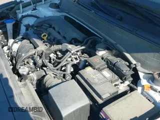 ✅ 2022 Hyundai Venue SEL • VIN: KMHRC8A33NU171505 • Lot: 42041443. Listed on IAAI with 37,908 mi. Free auction sales archive from the USA and detailed vehicle history report at DreamBid. Image 19.