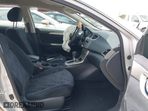 ✅ 2013 Nissan Sentra SV • VIN: 1N4AB7AP0DN906456 • Lot: 43395509. Wystawiony na IAAI z przebiegiem 169 448 mil. Bezpłatny archiwum sprzedaży aukcyjnych z USA i szczegółowy raport historii pojazdu na DreamBid. Zdjęcie 5.