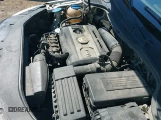 ✅ 2010 Volkswagen CC Sport • VIN: WVWMN7AN3AE560086 • Lot: 43278649. Wystawiony na IAAI z przebiegiem 164 728 mil. Bezpłatny archiwum sprzedaży aukcyjnych z USA i szczegółowy raport historii pojazdu na DreamBid. Zdjęcie 12.