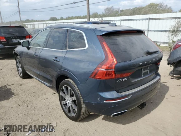 ✅ 2018 Volvo XC60 Inscription • VIN: YV4A22RLXJ1021650 • Lot: 63064372. Wystawiony na Copart z przebiegiem 64 841 mil. Bezpłatny archiwum sprzedaży aukcyjnych z USA i szczegółowy raport historii pojazdu na DreamBid. Zdjęcie 3.