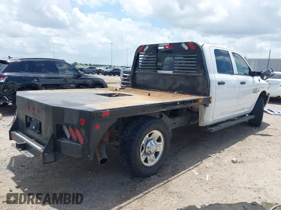 ✅ 2017 Ram 2500 Tradesman • VIN: 3C6UR4HL9HG635973 • Lot: 42446429. Listed on IAAI with 161,703 mi. Free auction sales archive from the USA and detailed vehicle history report at DreamBid. Image 4.