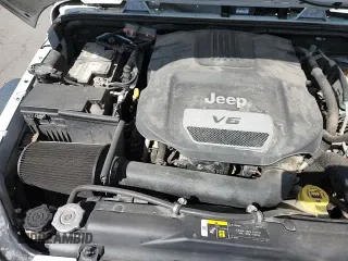 ✅ 2018 Jeep Wrangler Unlimited Sport S • VIN: 1C4HJWDG2JL855650 • Lot: 80312575. Wystawiony na Copart z przebiegiem 82 761 mil. Bezpłatny archiwum sprzedaży aukcyjnych z USA i szczegółowy raport historii pojazdu na DreamBid. Zdjęcie 13.