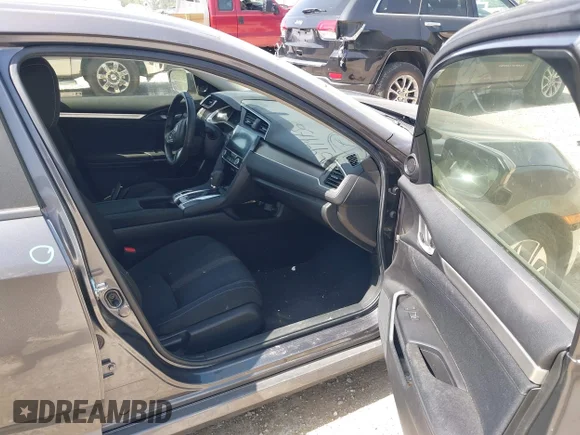 ✅ 2018 Honda Civic EX-T • VIN: JHMFC1F38JX039483 • Lot: 45494732. Wystawiony na IAAI z przebiegiem 102 503 mil. Bezpłatny archiwum sprzedaży aukcyjnych z USA i szczegółowy raport historii pojazdu na DreamBid. Zdjęcie 5.