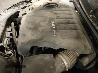 ✅ 2013 Chrysler 200 S • VIN: 1C3BCBGG1DN717082 • Lot: 42743751. Wystawiony na IAAI z przebiegiem 63 300 mil. Bezpłatny archiwum sprzedaży aukcyjnych z USA i szczegółowy raport historii pojazdu na DreamBid. Zdjęcie 19.