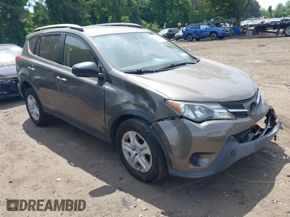 ✅ 2015 Toyota RAV4 LE • VIN: JTMBFREV5FD128851 • Lot: 45365774. Wystawiony na IAAI z przebiegiem 82 652 mil. Bezpłatny archiwum sprzedaży aukcyjnych z USA i szczegółowy raport historii pojazdu na DreamBid. Zdjęcie 1.