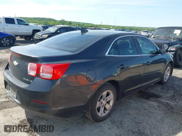 ✅ 2015 Chevrolet Malibu LS • VIN: 1G11B5SL6FF337760 • Lot: 44910037. Wystawiony na IAAI z przebiegiem 138 567 mil. Bezpłatny archiwum sprzedaży aukcyjnych z USA i szczegółowy raport historii pojazdu na DreamBid. Zdjęcie 4.