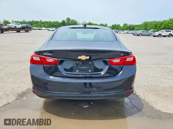 ✅ 2018 Chevrolet Malibu LT • VIN: 1G1ZD5ST1JF132210 • Lot: 54613376. Wystawiony na Copart z przebiegiem 92 370 mil. Bezpłatny archiwum sprzedaży aukcyjnych z USA i szczegółowy raport historii pojazdu na DreamBid. Zdjęcie 6.