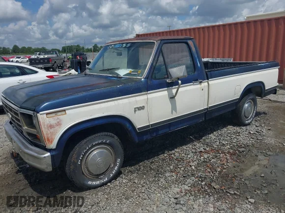 ✅ 1983 Ford F-100 • VIN: 1FTCF10F8DNA60834 • Лот: 42512117. Опубликован ранее на IAAI с пробегом 83 865 миль. Бесплатный доступ к архиву аукционных продаж из США и подробный отчёт об истории автомобиля на DreamBid. Изображение 2.