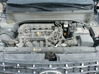 ✅ 2021 Hyundai Venue SEL • VIN: KMHRC8A36MU128047 • Lot: 41643799. Wystawiony na IAAI z przebiegiem 29 078 mil. Bezpłatny archiwum sprzedaży aukcyjnych z USA i szczegółowy raport historii pojazdu na DreamBid. Zdjęcie 20.