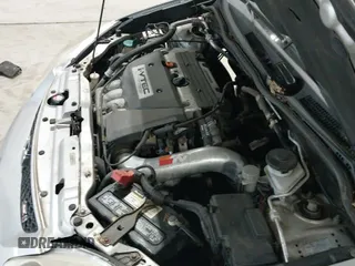 ✅ 2005 Honda Civic Si • VIN: SHHEP33555U501838 • Лот: 42469699. Опубликован ранее на IAAI с пробегом 102 355 миль. Бесплатный доступ к архиву аукционных продаж из США и подробный отчёт об истории автомобиля на DreamBid. Изображение 16.