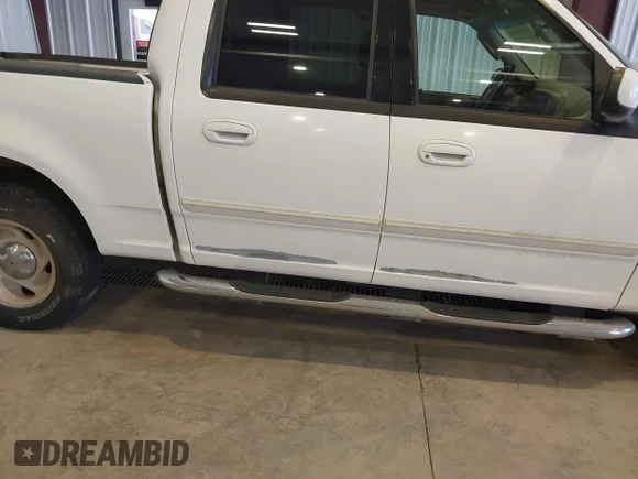 ✅ 2003 Ford F-150 XLT • VIN: 1FTRW07663KD54758 • Лот: 44536012. Опубліковано раніше на IAAI з пробігом Не вказано. Безкоштовний доступ до архіву аукціонних продажів зі США та докладний звіт про історію автомобіля на DreamBid. Зображення 6.