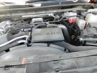 ✅ 2024 GMC Sierra 2500HD Denali • VIN: 1GT49REY7RF396559 • Lot: 68160405. Wystawiony na Copart z przebiegiem 23 013 mil. Bezpłatny archiwum sprzedaży aukcyjnych z USA i szczegółowy raport historii pojazdu na DreamBid. Zdjęcie 14.