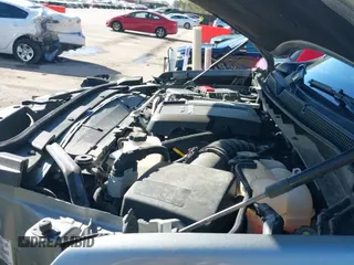 ✅ 2024 Chevrolet Tahoe High Country • VIN: 1GNSKTKT2RR187740 • Лот: 43499052. Опубликован ранее на IAAI с пробегом 31 341 миль. Бесплатный доступ к архиву аукционных продаж из США и подробный отчёт об истории автомобиля на DreamBid. Изображение 24.