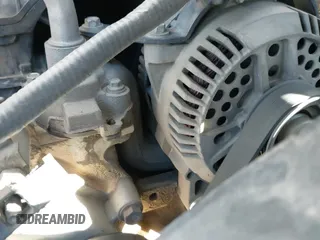 ✅ 2005 Ford F-250 XL • VIN: 1FTNX20565EA76826 • Лот: 41654542. Опубликован ранее на IAAI с пробегом 279 363 миль. Бесплатный доступ к архиву аукционных продаж из США и подробный отчёт об истории автомобиля на DreamBid. Изображение 19.