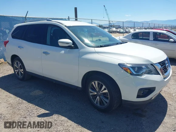 ✅ 2017 Nissan Pathfinder S • VIN: 5N1DR2MM0HC667558 • Лот: 42610002. Опубликован ранее на IAAI с пробегом 121 827 миль. Бесплатный доступ к архиву аукционных продаж из США и подробный отчёт об истории автомобиля на DreamBid. Изображение 1.