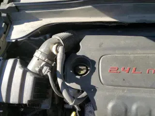 ✅ 2017 Jeep Renegade Latitude • VIN: ZACCJABB4HPE63196 • Lot: 90736925. Wystawiony na Copart z przebiegiem 95 403 mil. Bezpłatny archiwum sprzedaży aukcyjnych z USA i szczegółowy raport historii pojazdu na DreamBid. Zdjęcie 16.