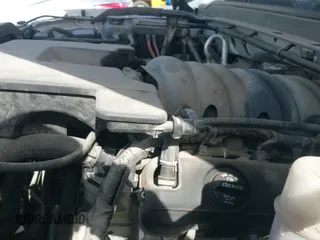 ✅ 2017 GMC Yukon XL SLT • VIN: 1GKS1GKCXHR135519 • Lot: 42244028. Listed on IAAI with 185,686 mi. Free auction sales archive from the USA and detailed vehicle history report at DreamBid. Image 20.