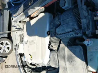 ✅ 2012 Kia Optima Hybrid • VIN: KNAGM4AD1C5036683 • Lot: 43388413. Wystawiony na IAAI z przebiegiem 175 291 mil. Bezpłatny archiwum sprzedaży aukcyjnych z USA i szczegółowy raport historii pojazdu na DreamBid. Zdjęcie 12.