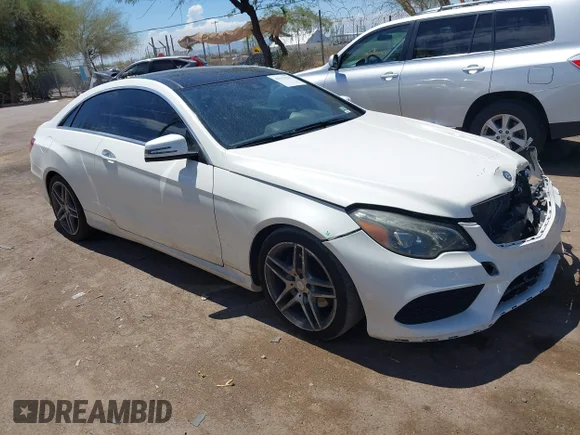 ✅ 2017 Mercedes-Benz E 400 • VIN: WDDKJ6FB0HF357484 • Lot: 43117945. Wystawiony na IAAI z przebiegiem 83 502 mil. Bezpłatny archiwum sprzedaży aukcyjnych z USA i szczegółowy raport historii pojazdu na DreamBid. Zdjęcie 1.