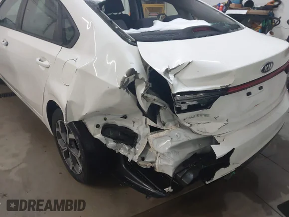 ✅ 2019 Kia Forte LXS • VIN: 3KPF24ADXKE126616 • Lot: 43871067. Listed on IAAI with 36,055 mi. Free auction sales archive from the USA and detailed vehicle history report at DreamBid. Image 6.