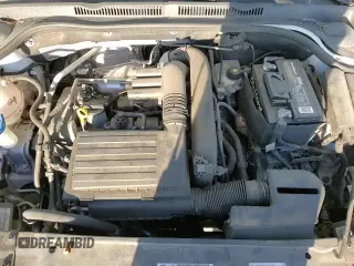 ✅ 2018 Volkswagen Jetta SE • VIN: 3VWDB7AJ3JM227741 • Lot: 91803715. Listed on Copart with 57,462 mi. Free auction sales archive from the USA and detailed vehicle history report at DreamBid. Image 15.