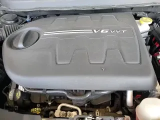 ✅ 2019 Jeep Cherokee Trailhawk • VIN: 1C4PJMBX3KD401678 • Lot: 84207545. Listed on Copart with 78,010 mi. Free auction sales archive from the USA and detailed vehicle history report at DreamBid. Image 14.