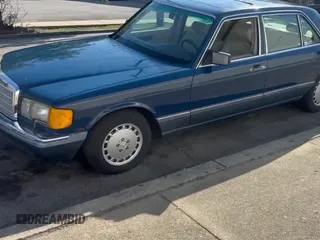 ✅ 1990 Mercedes-Benz 420 SEL • VIN: WDBCA35E7LA536957 • Lot: 71796915. Wystawiony na Copart z przebiegiem 176 872 mil. Bezpłatny archiwum sprzedaży aukcyjnych z USA i szczegółowy raport historii pojazdu na DreamBid. Zdjęcie 11.