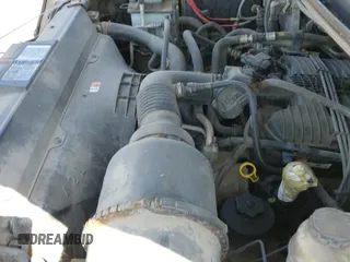 ✅ 2007 Ford F-150 XL • VIN: 1FTRF12247NA42324 • Лот: 43085240. Опубликован ранее на IAAI с пробегом 168 234 миль. Бесплатный доступ к архиву аукционных продаж из США и подробный отчёт об истории автомобиля на DreamBid. Изображение 17.