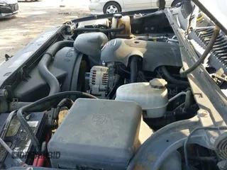 ✅ 2003 GMC Sierra 1500HD Classic SLE1 • VIN: 1GTGC13U03F239754 • Lot: 42750136. Wystawiony na IAAI z przebiegiem 185 808 mil. Bezpłatny archiwum sprzedaży aukcyjnych z USA i szczegółowy raport historii pojazdu na DreamBid. Zdjęcie 13.