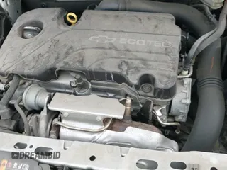 ✅ 2018 Chevrolet Cruze LS • VIN: 1G1BC5SM8J7118831 • Lot: 43095919. Listed on IAAI with 112,290 mi. Free auction sales archive from the USA and detailed vehicle history report at DreamBid. Image 19.