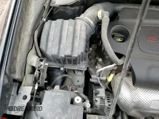 ✅ 2020 Jeep Renegade Sport • VIN: ZACNJBAB7LPL72915 • Лот: 68787295. Опубликован ранее на Copart с пробегом 121 779 миль. Бесплатный доступ к архиву аукционных продаж из США и подробный отчёт об истории автомобиля на DreamBid. Изображение 14.