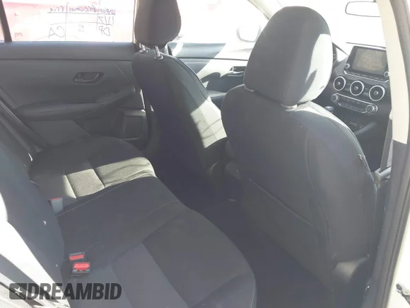 ✅ 2025 Nissan Sentra SV • VIN: 3N1AB8CV5SY258174 • Lot: 43677338. Wystawiony na IAAI z przebiegiem 38 105 mil. Bezpłatny archiwum sprzedaży aukcyjnych z USA i szczegółowy raport historii pojazdu na DreamBid. Zdjęcie 8.