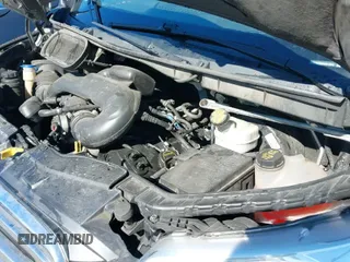 ✅ 2017 Ford Transit XL • VIN: 1FBZX2ZM0HKB13343 • Lot: 41564409. Wystawiony na IAAI z przebiegiem 416 916 mil. Bezpłatny archiwum sprzedaży aukcyjnych z USA i szczegółowy raport historii pojazdu na DreamBid. Zdjęcie 18.