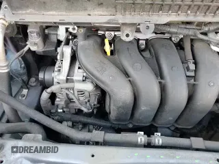 ✅ 2021 Toyota Corolla LE • VIN: 5YFEPMAE3MP213393 • Lot: 92590565. Wystawiony na Copart z przebiegiem 104 434 mil. Bezpłatny archiwum sprzedaży aukcyjnych z USA i szczegółowy raport historii pojazdu na DreamBid. Zdjęcie 13.