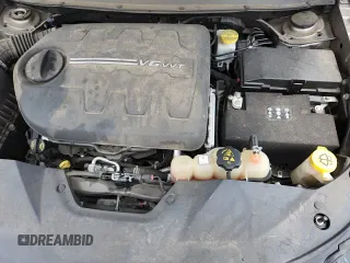 ✅ 2019 Jeep Cherokee Latitude • VIN: 1C4PJLCX0KD131785 • Лот: 67344605. Опубликован ранее на Copart с пробегом 79 051 миль. Бесплатный доступ к архиву аукционных продаж из США и подробный отчёт об истории автомобиля на DreamBid. Изображение 16.