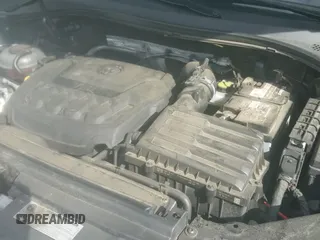 ✅ 2019 Volkswagen Tiguan SE • VIN: 3VV2B7AX7KM027222 • Lot: 43357635. Wystawiony na IAAI z przebiegiem 86 961 mil. Bezpłatny archiwum sprzedaży aukcyjnych z USA i szczegółowy raport historii pojazdu na DreamBid. Zdjęcie 12.