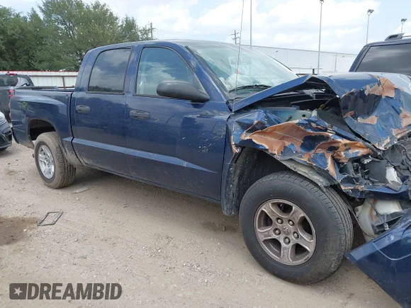 ✅ 2007 Dodge Dakota SLT • VIN: 1D7HE48N67S107473 • Lot: 42341730. Listed on IAAI with Not provided. Free auction sales archive from the USA and detailed vehicle history report at DreamBid. Image 1.