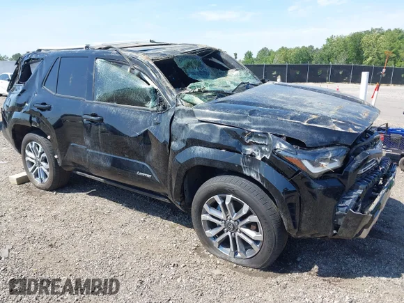 ✅ 2025 Toyota 4Runner TRD Off Road Premium • VIN: JTEVA5BR5S5048526 • Лот: 45043962. Опубліковано раніше на IAAI з пробігом 18 586 миль. Безкоштовний доступ до архіву аукціонних продажів зі США та докладний звіт про історію автомобіля на DreamBid. Зображення 1.