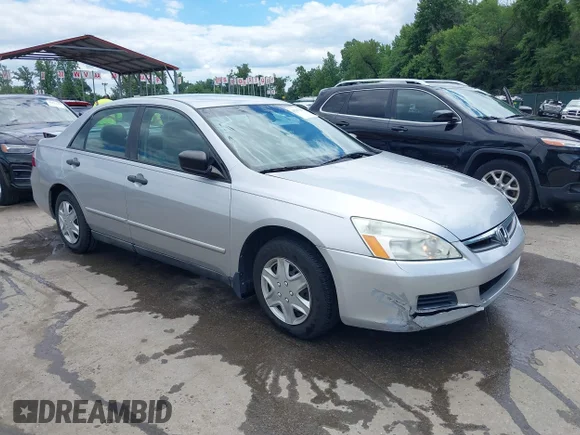 ✅ 2007 Honda Accord VP • VIN: 1HGCM56137A210001 • Лот: 45377462. Опубликован ранее на IAAI с пробегом 121 753 миль. Бесплатный доступ к архиву аукционных продаж из США и подробный отчёт об истории автомобиля на DreamBid. Изображение 1.