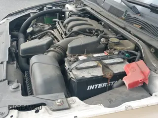 ✅ 2015 Ford Police Interceptor • VIN: 1FAHP2MK5FG178529 • Lot: 43542706. Wystawiony na IAAI z przebiegiem 229 247 mil. Bezpłatny archiwum sprzedaży aukcyjnych z USA i szczegółowy raport historii pojazdu na DreamBid. Zdjęcie 23.