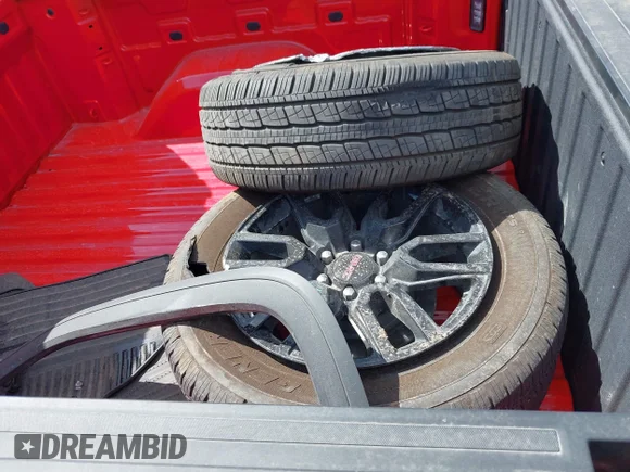 ✅ 2025 GMC Sierra 1500 Elevation • VIN: 1GTPUJEK9SZ301058 • Lot: 44842926. Wystawiony na IAAI z przebiegiem Nie podano. Bezpłatny archiwum sprzedaży aukcyjnych z USA i szczegółowy raport historii pojazdu na DreamBid. Zdjęcie 12.