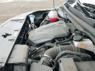 ✅ 2022 Kia Carnival LXS • VIN: KNDNB4H32N6175831 • Lot: 43191609. Listed on IAAI with 23,349 mi. Free auction sales archive from the USA and detailed vehicle history report at DreamBid. Image 18.