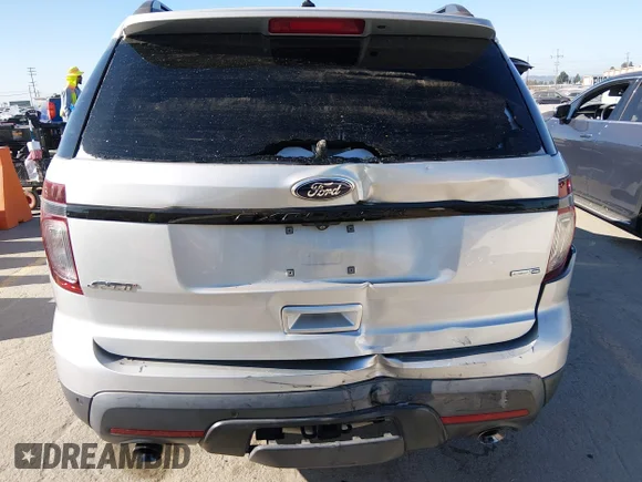 ✅ 2015 Ford Explorer Sport • VIN: 1FM5K8GT5FGA77330 • Lot: 45385415. Listed on IAAI with 136,603 mi. Free auction sales archive from the USA and detailed vehicle history report at DreamBid. Image 6.